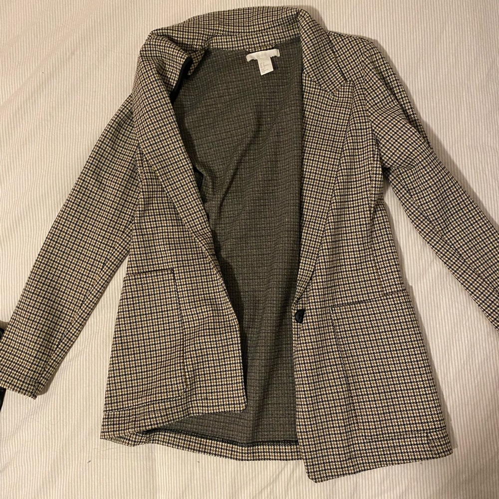 H and M size 4 blazer